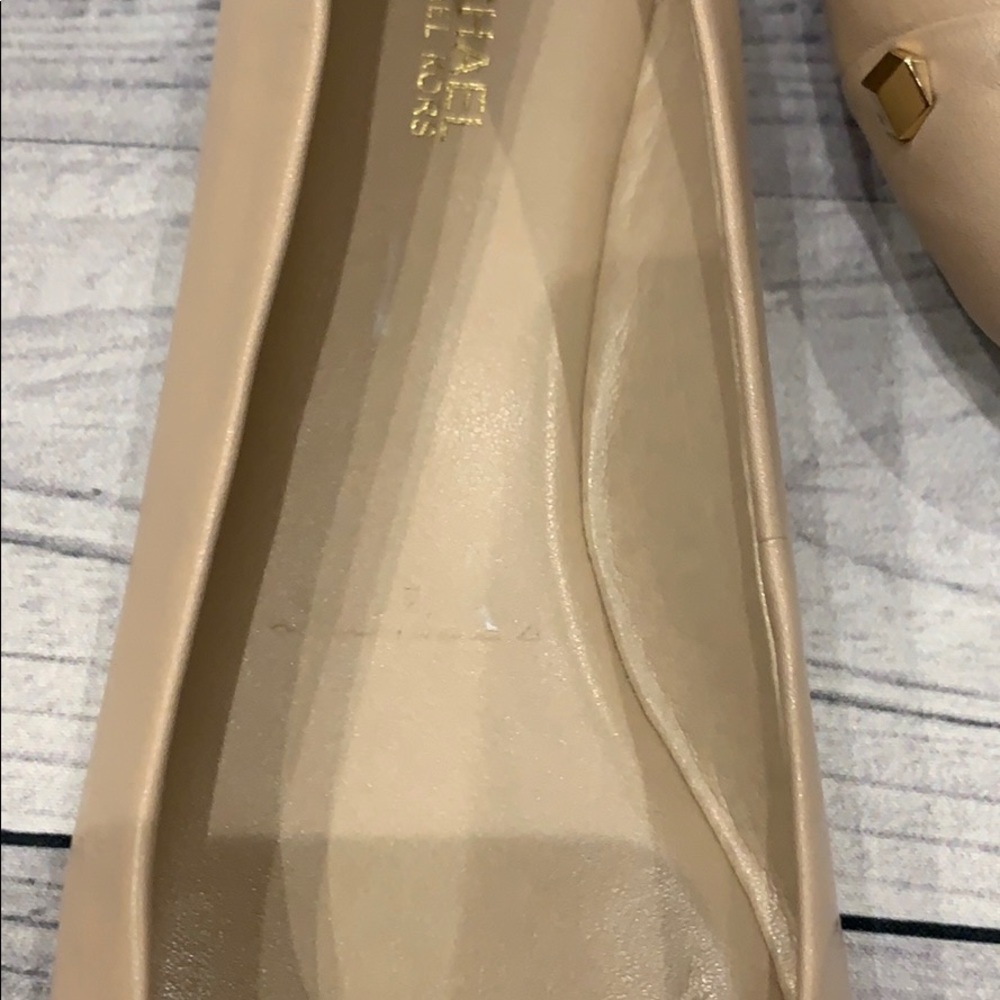 Michael Michael Kors Valencia Ballet Shoes… - Picture 6 of 7